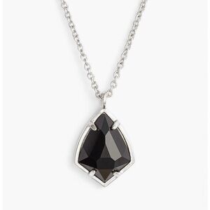 NWT Kendra Scott Semiprecious Black/Silver necklace!